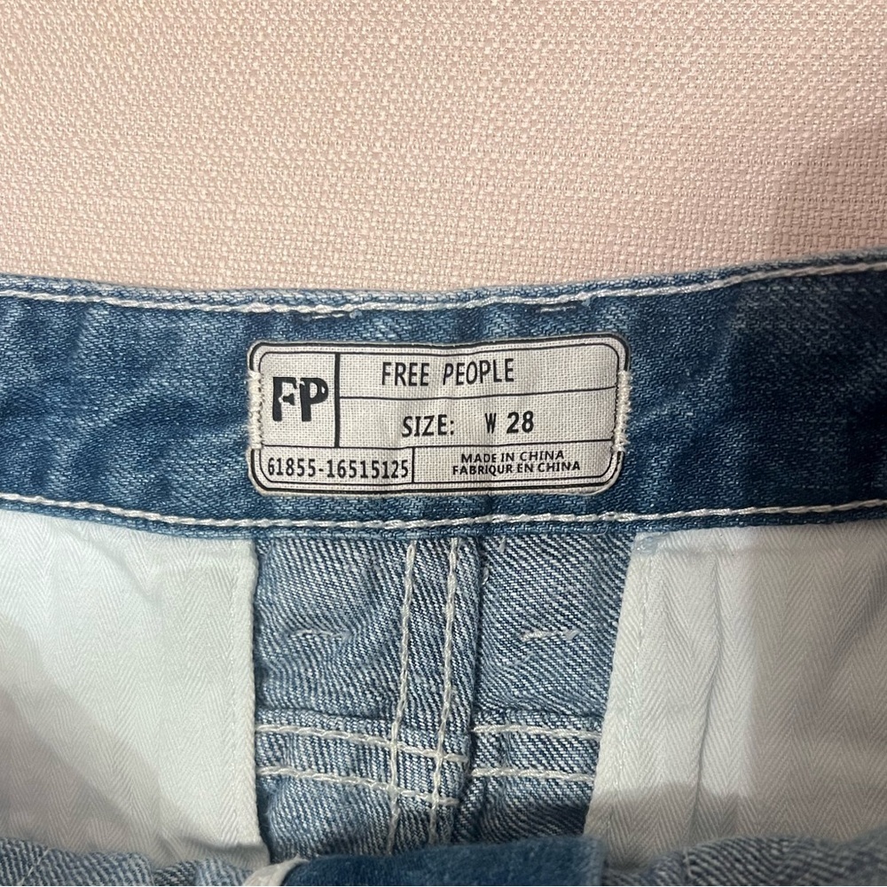 NEW π FREE PEOPLE Blue Jean Lace Shorts size 28 - Picture 7 of 9